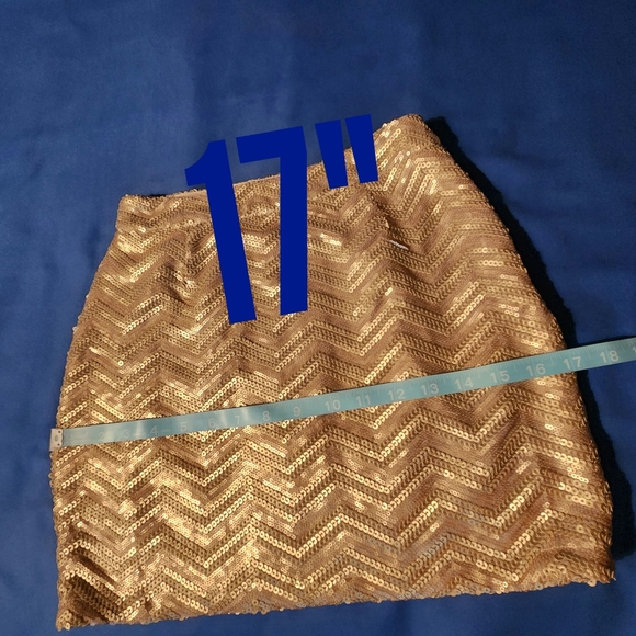 TOBI Sequin Mini Skirt - Picture 4 of 9